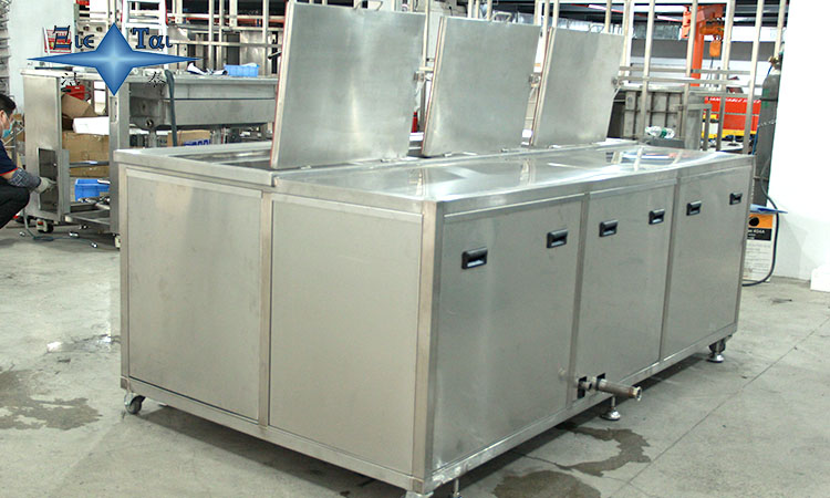 超聲波清洗機容器選擇指南：材質(zhì)、設(shè)計與應(yīng)用