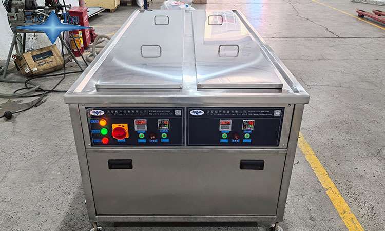 超聲波清洗機(jī)的機(jī)油選擇：類型、特性與應(yīng)用指南